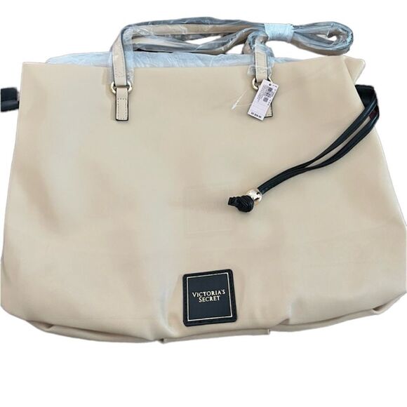 ✨HP✨VICTORIA'S SECRET
Cinch-Top Tote✨   - Picture 8 of 8